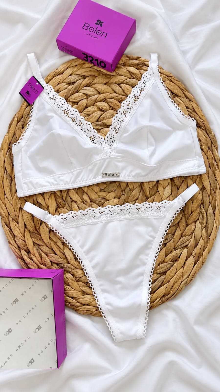 Belen Bralette y less